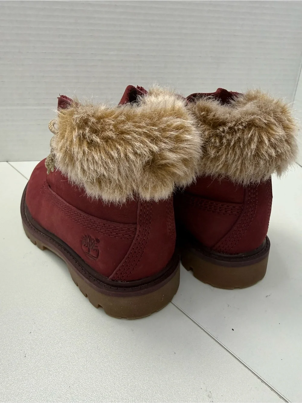 Timberland burgundy  topped boots Toddler girls sz 9